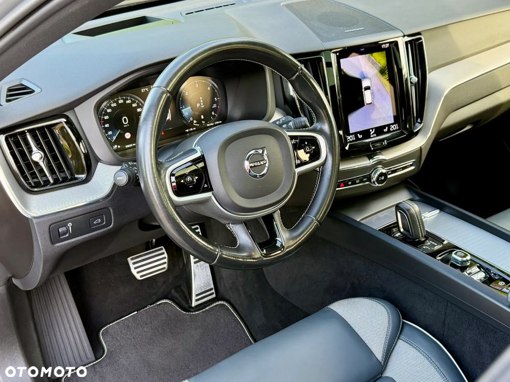 Volvo XC 60 B4 D AWD Geartronic RDesign - 26