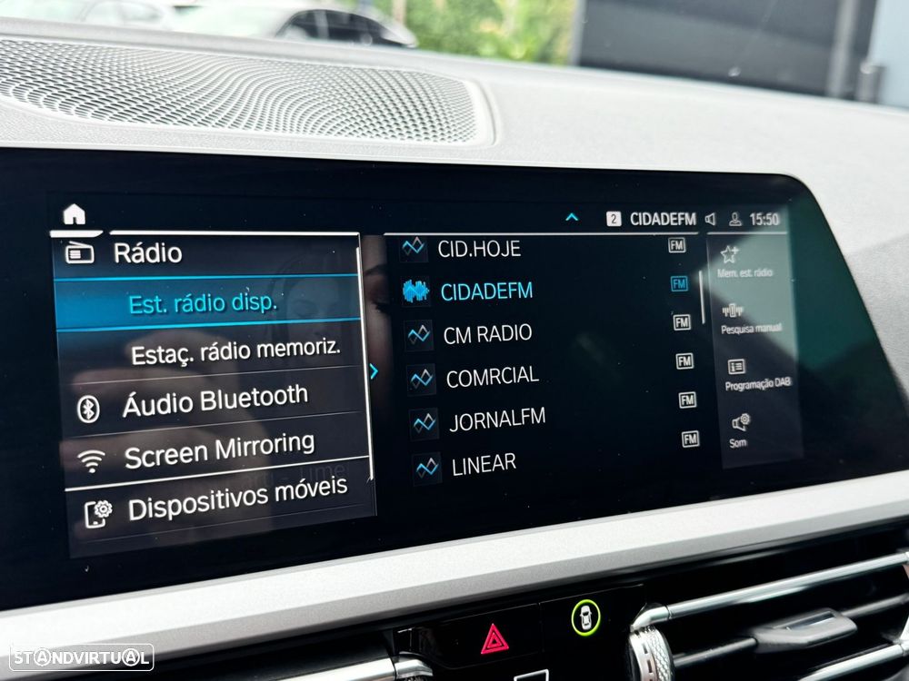BMW 320 e Touring Auto - 36
