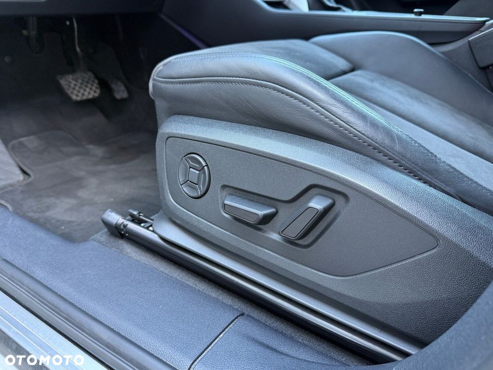 Audi Q3 - 22