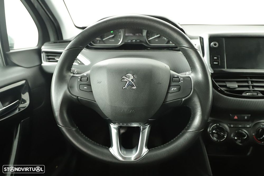 Peugeot 208 1.6 BlueHDi Style - 14