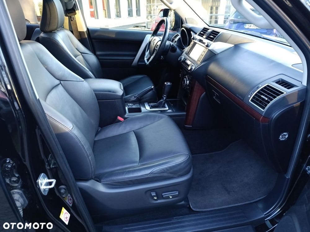 Toyota Land Cruiser LC 2.8 D-4D Invincible - 10