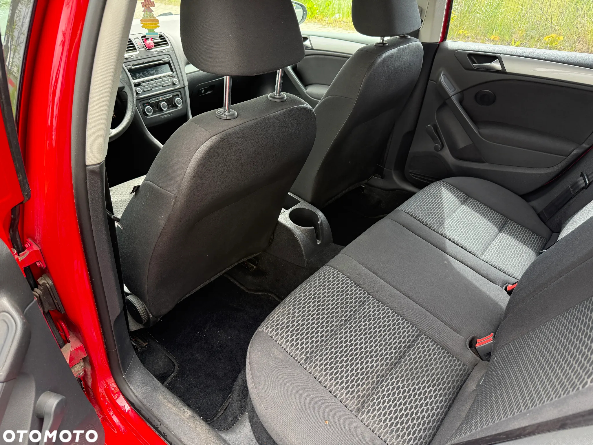 Volkswagen Golf - 10