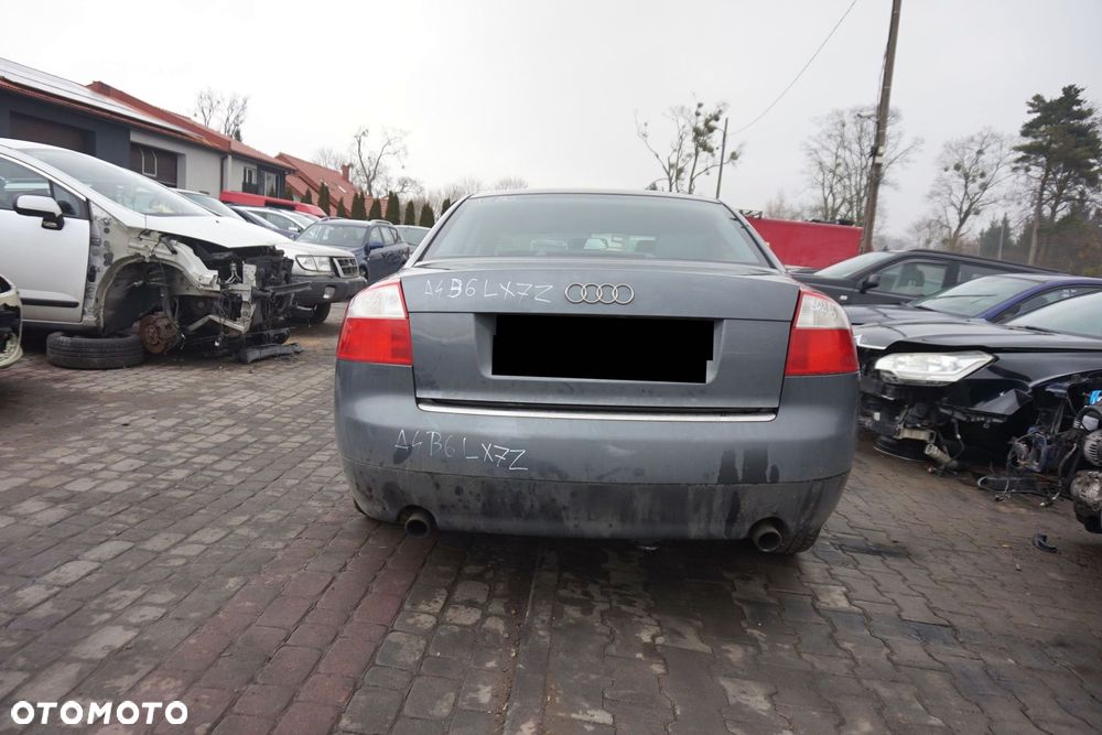AUDI A4 B6 SEDAN LX7Z 3.0 V6 KM SZARY na części - 4
