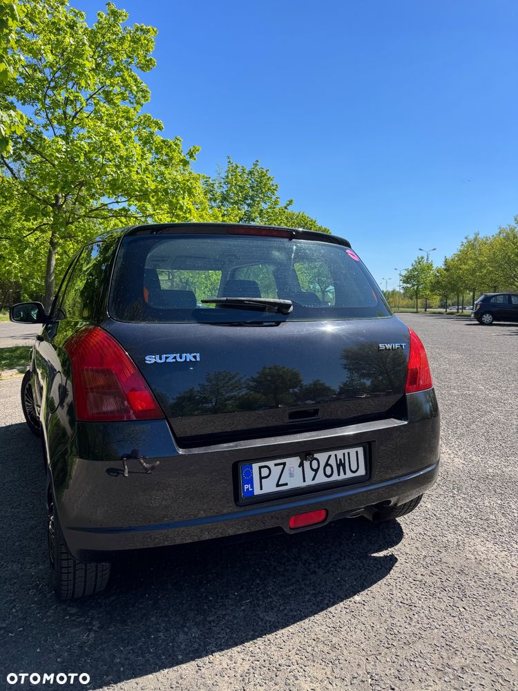 Suzuki Swift 1.3 Classic - 4