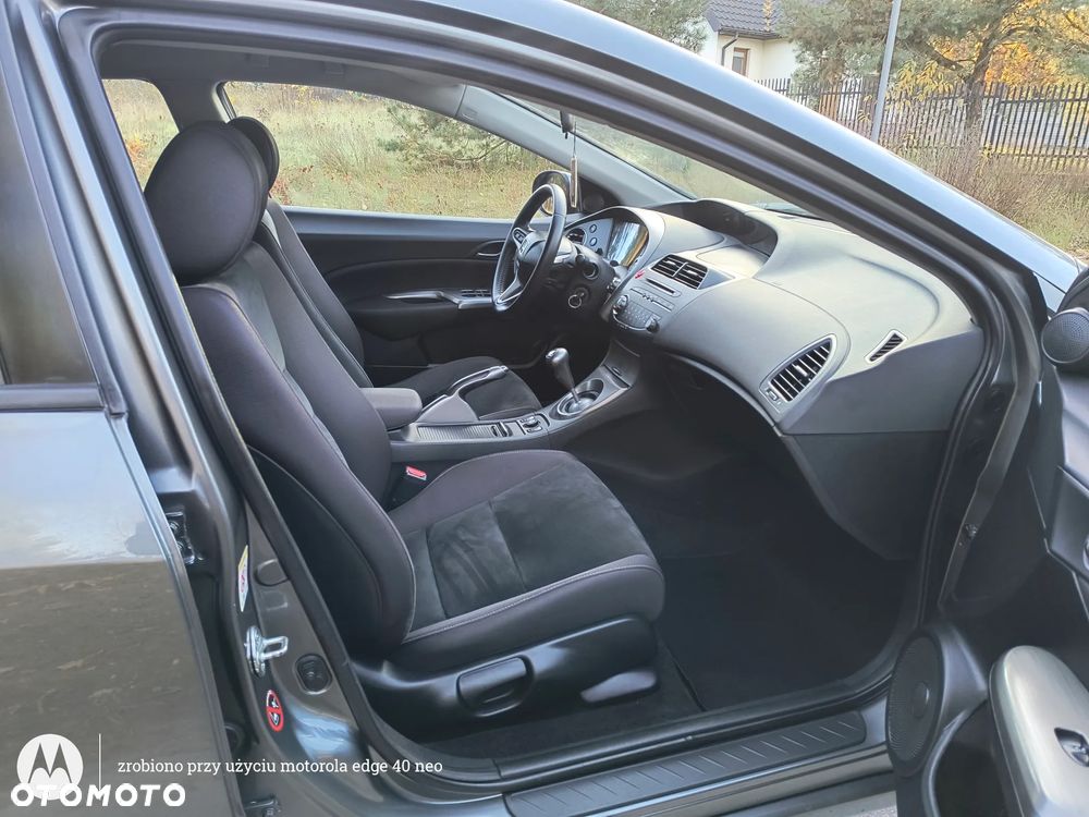 Honda Civic 1.4 Sport - 27