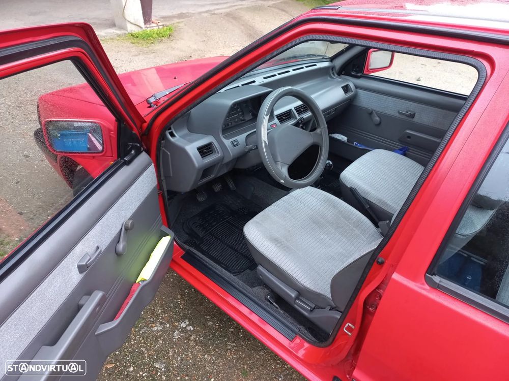 Nissan Micra 1.0 - 10
