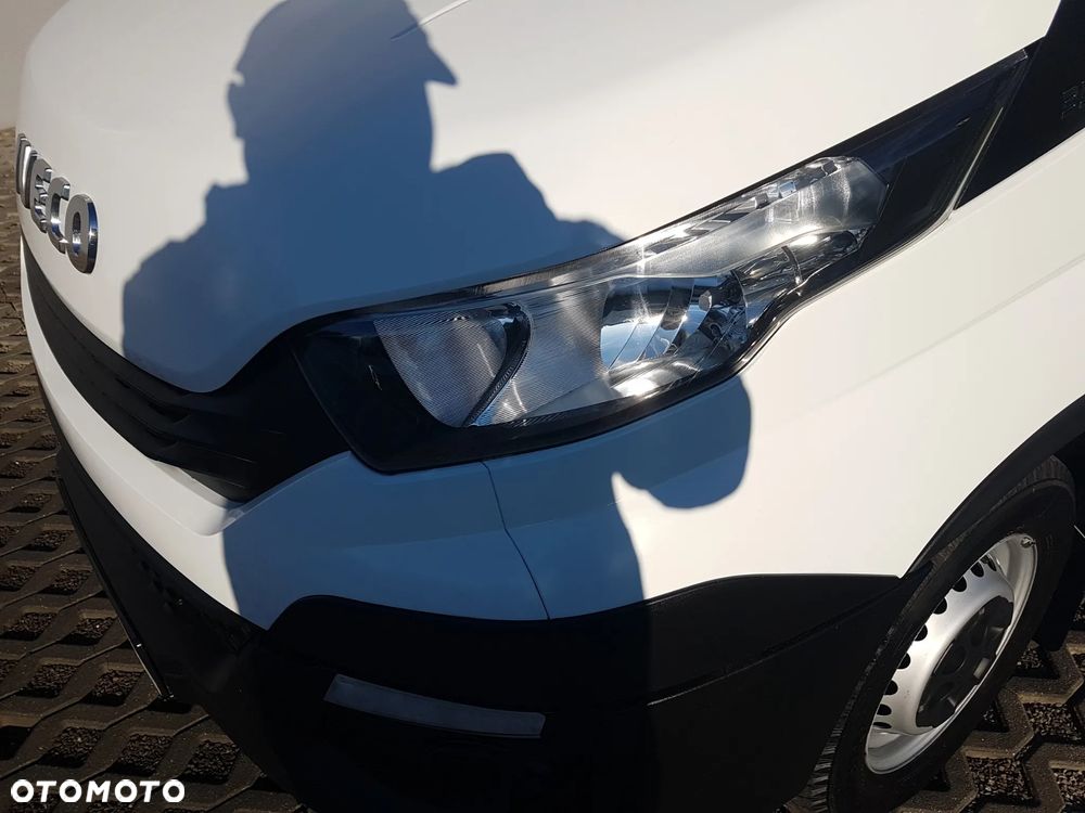 Iveco DAILY 6EP CHŁODNIA MROŹNIA IZOTERMA AGREGAT THERMO KING V-200 MAX GRZANIE 3,41x2,09x2,10 - 31