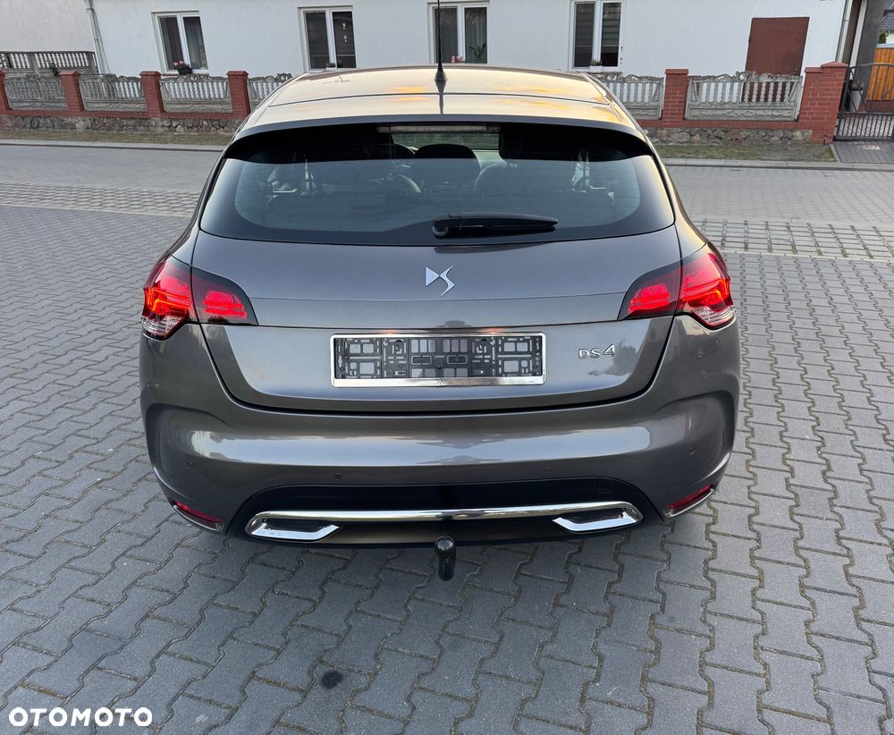 Citroën DS4 e-HDi 115 Chic - 8