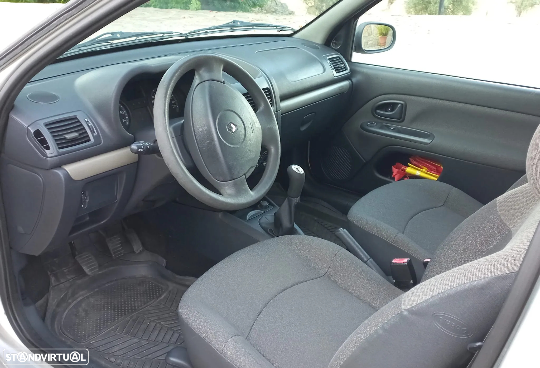 Renault Clio 1.5 dCi SE Storia - 17