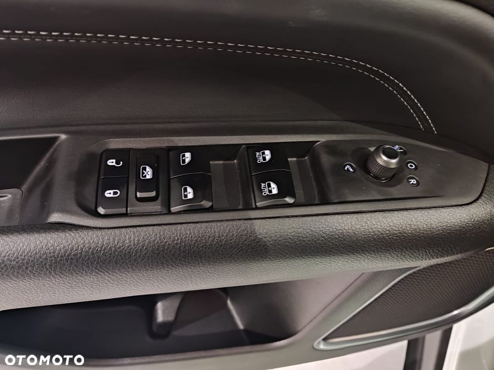 Jeep Compass 1.5 T4 mHEV Limited FWD S&S DCT - 13