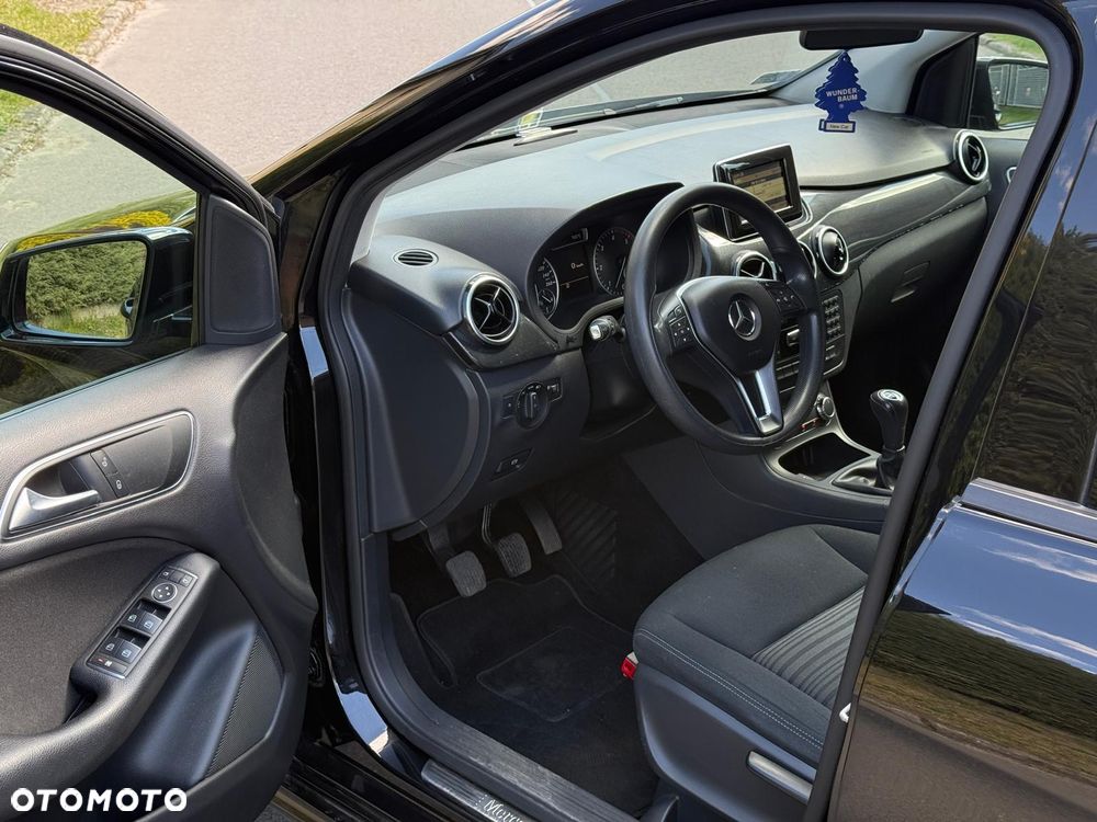 Mercedes-Benz Klasa B 180 CDI (BlueEFFICIENCY) - 13