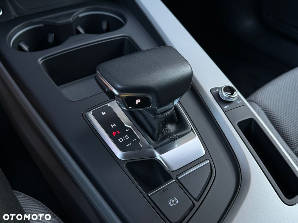 Audi A4 Avant 40 TDI mHEV S tronic - 15