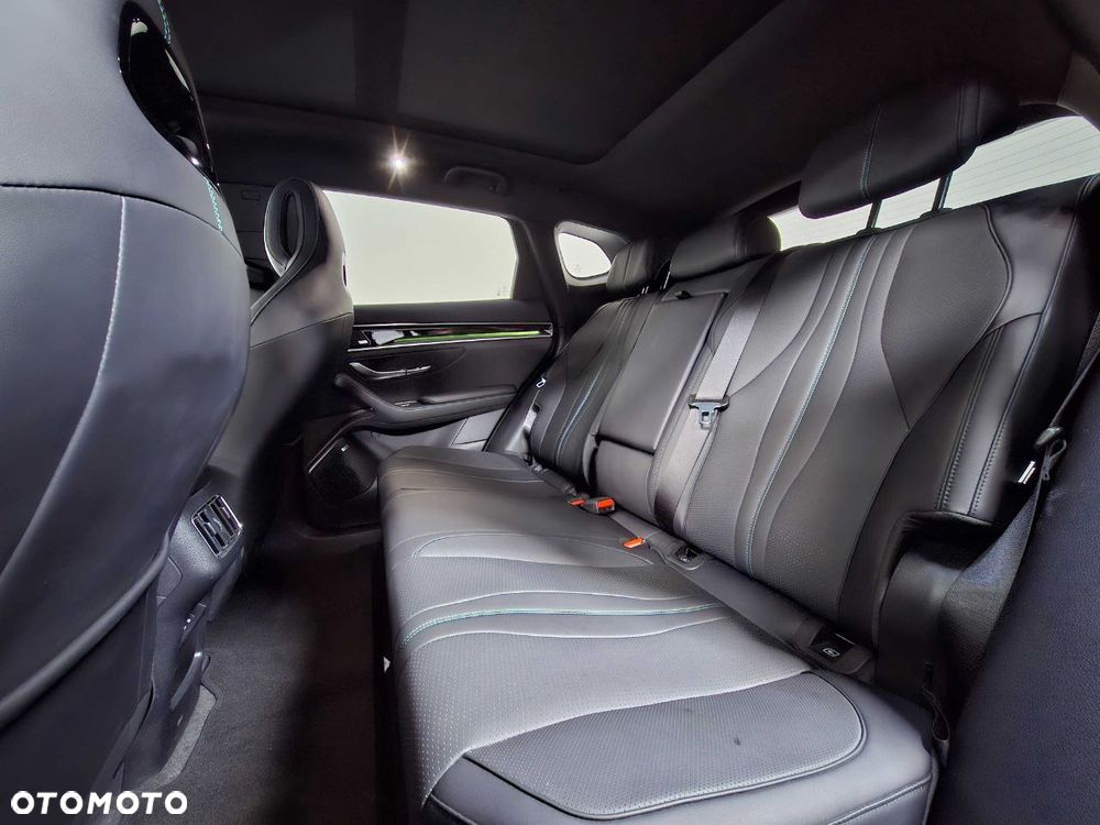 BYD Seal U - 8