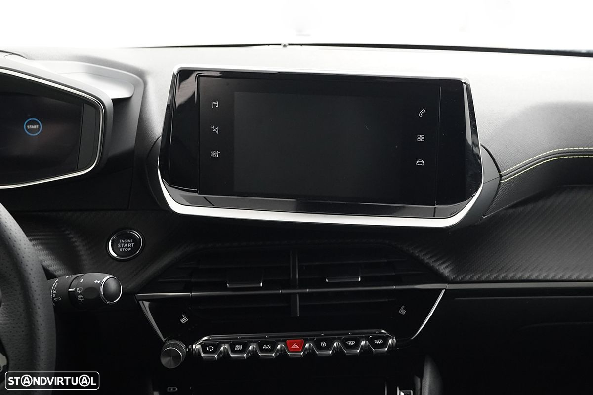 Peugeot e-2008 50 kWh GT - 10