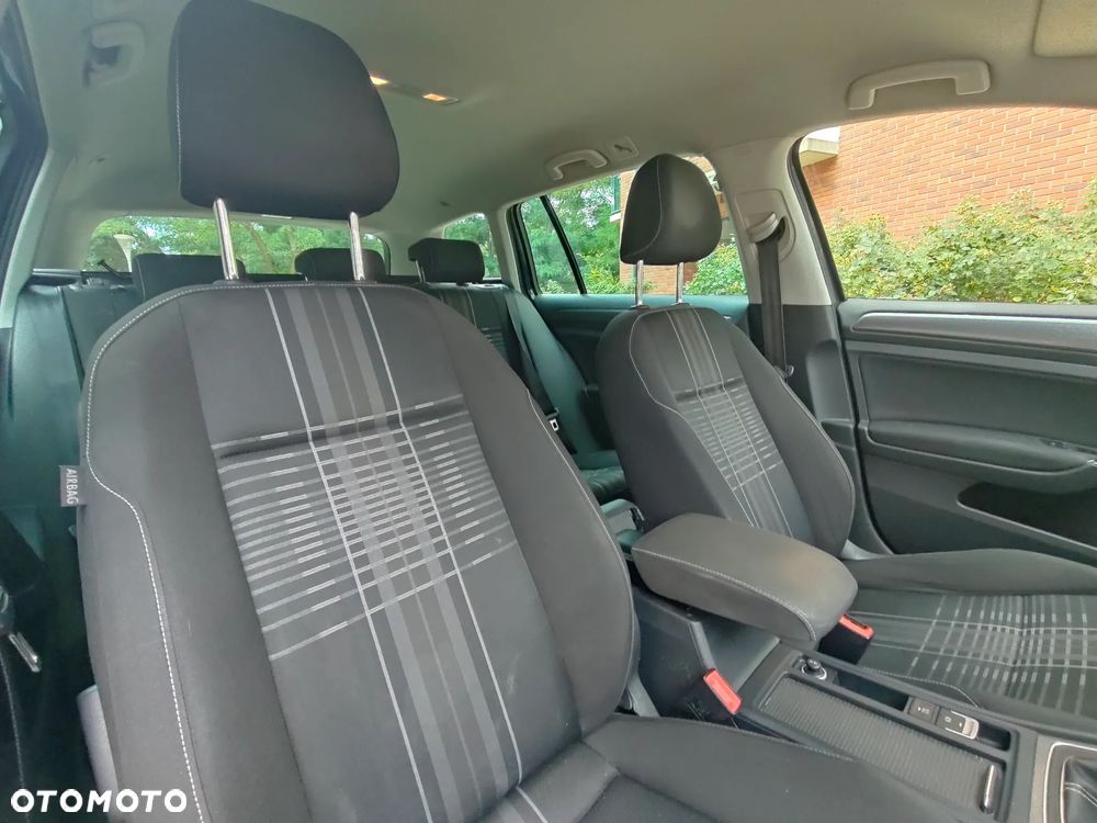 Volkswagen Golf 1.6 TDI BlueMotion Trendline - 24