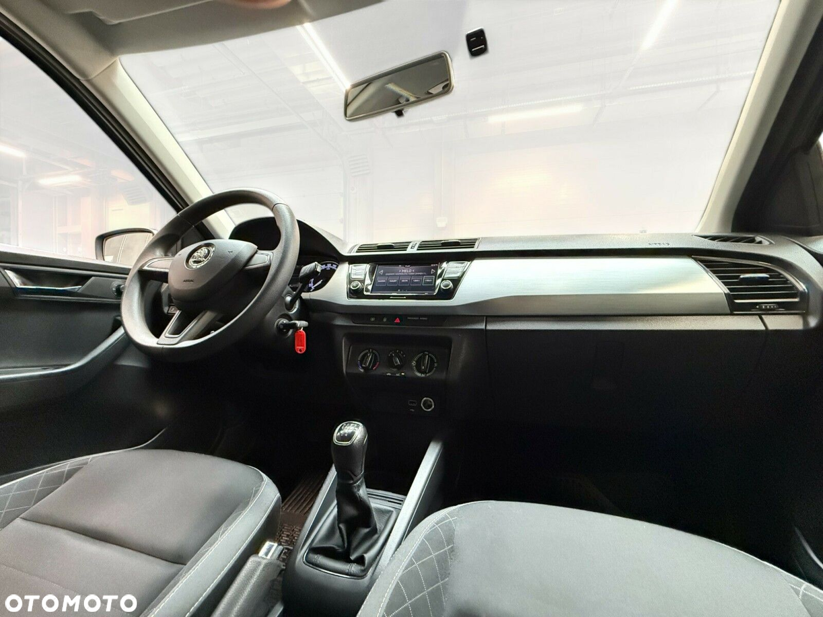 Skoda Fabia 1.0 TSI Ambition - 25