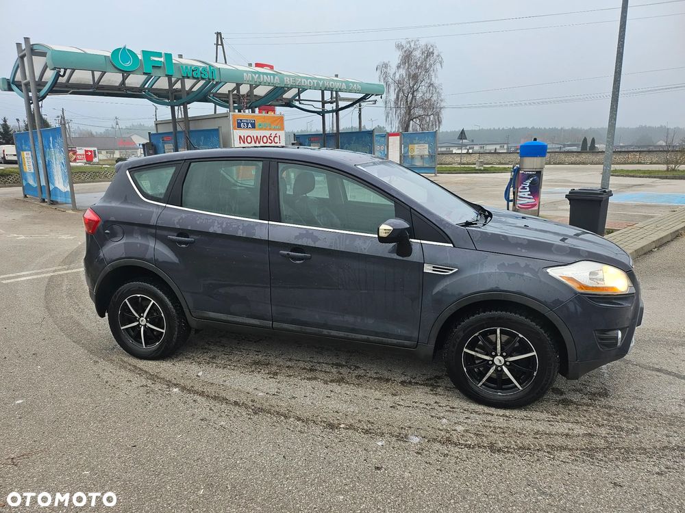 Ford Kuga 2.0 TDCi 4x4 Titanium - 4