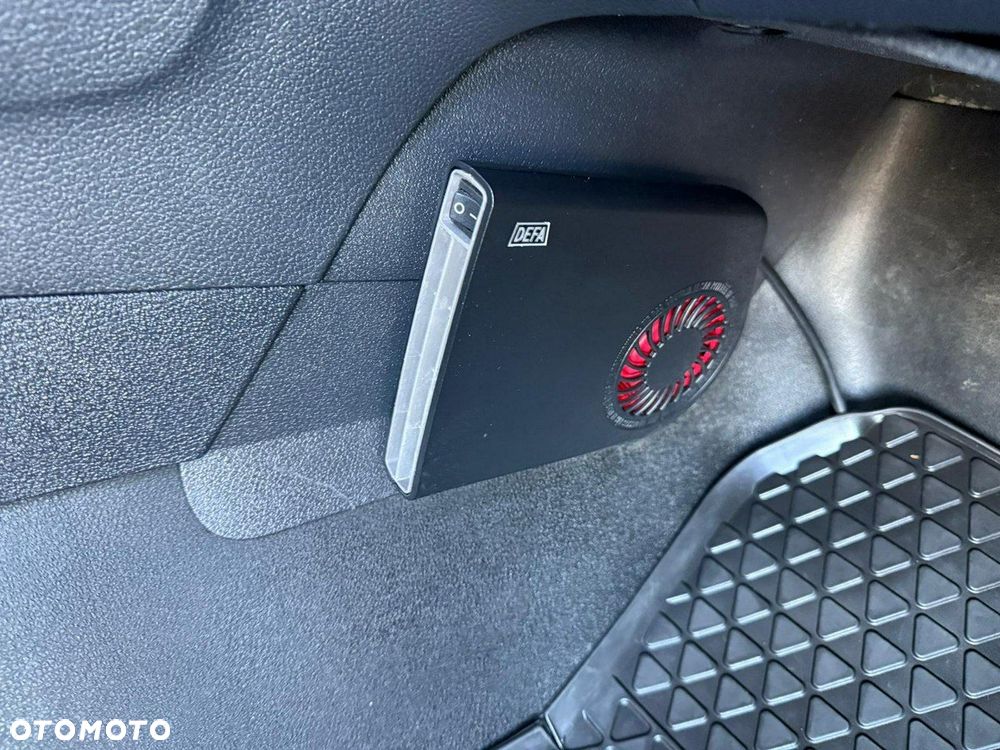 Volkswagen Caddy - 24