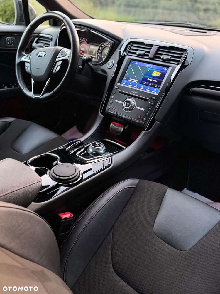 Ford Mondeo 2.0 EcoBlue ST-Line X - 24