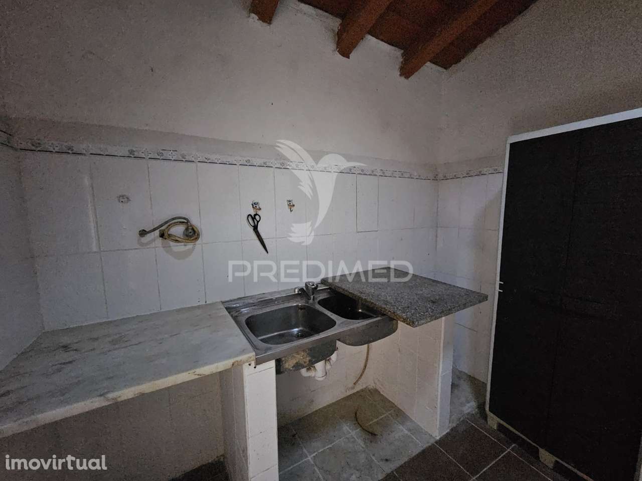 Moradia Térrea para Remodelar na Aldeia das Piçarras, Castro Verde. - Grande imagem: 4/15