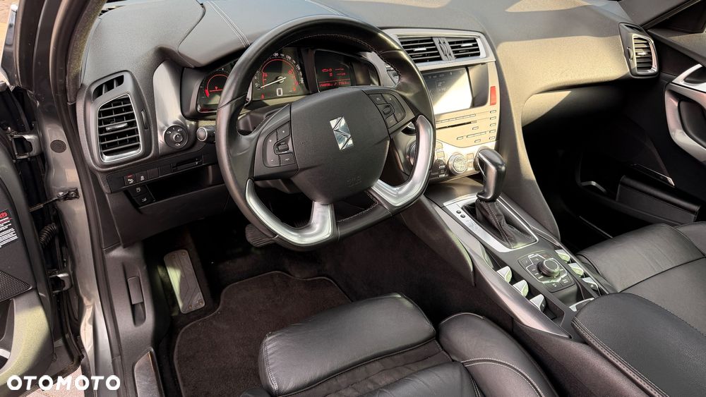 Citroën DS5 HDi 165 SportChic - 29