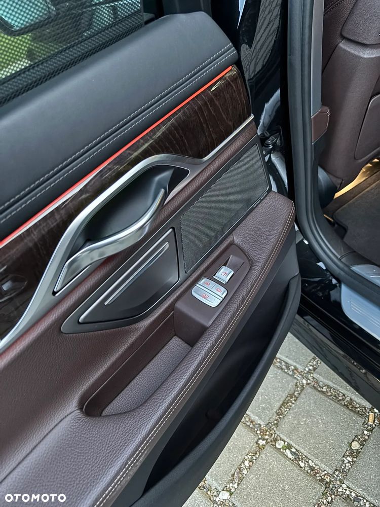 BMW Seria 7 730d xDrive - 11