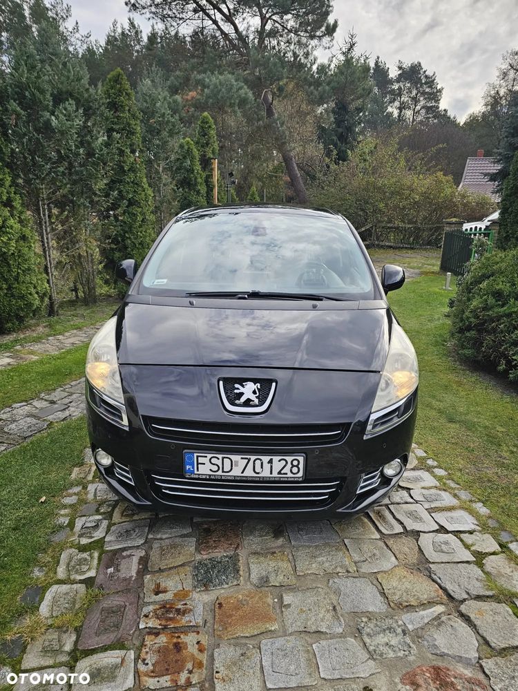 Peugeot 5008 - 5