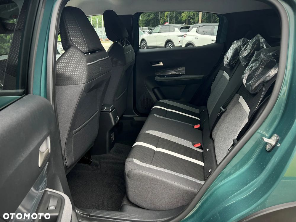 Opel Frontera - 10
