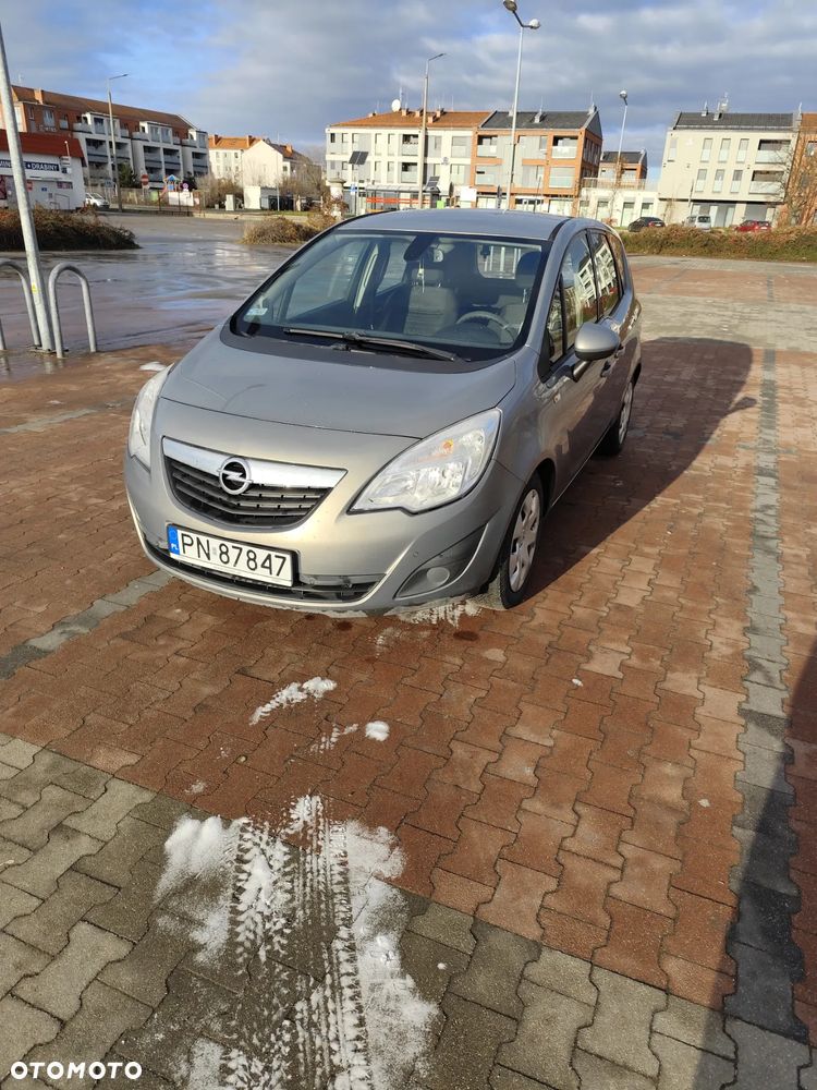 Opel Meriva 1.4 Essentia - 1