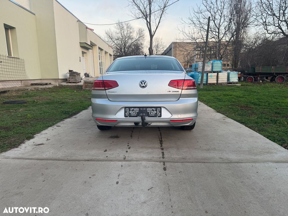 Volkswagen Passat 1.4 TSI ACT Comfortline - 11
