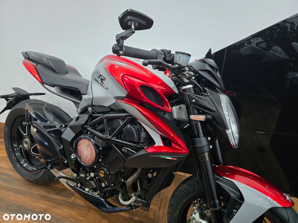 MV AGUSTA Brutale - 35