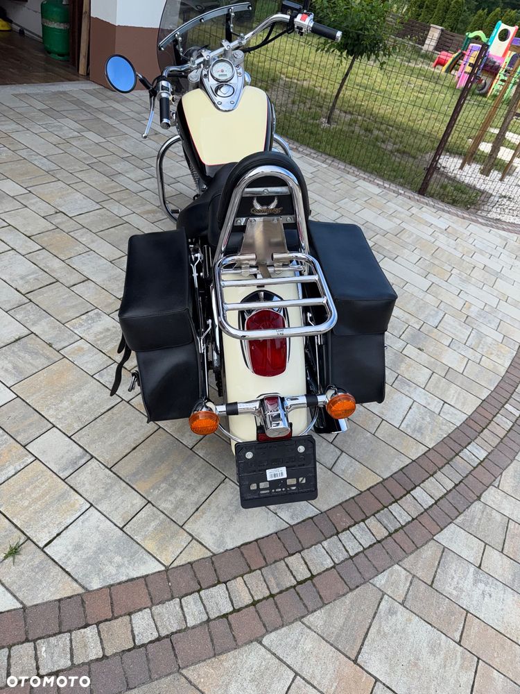 Honda Shadow - 4