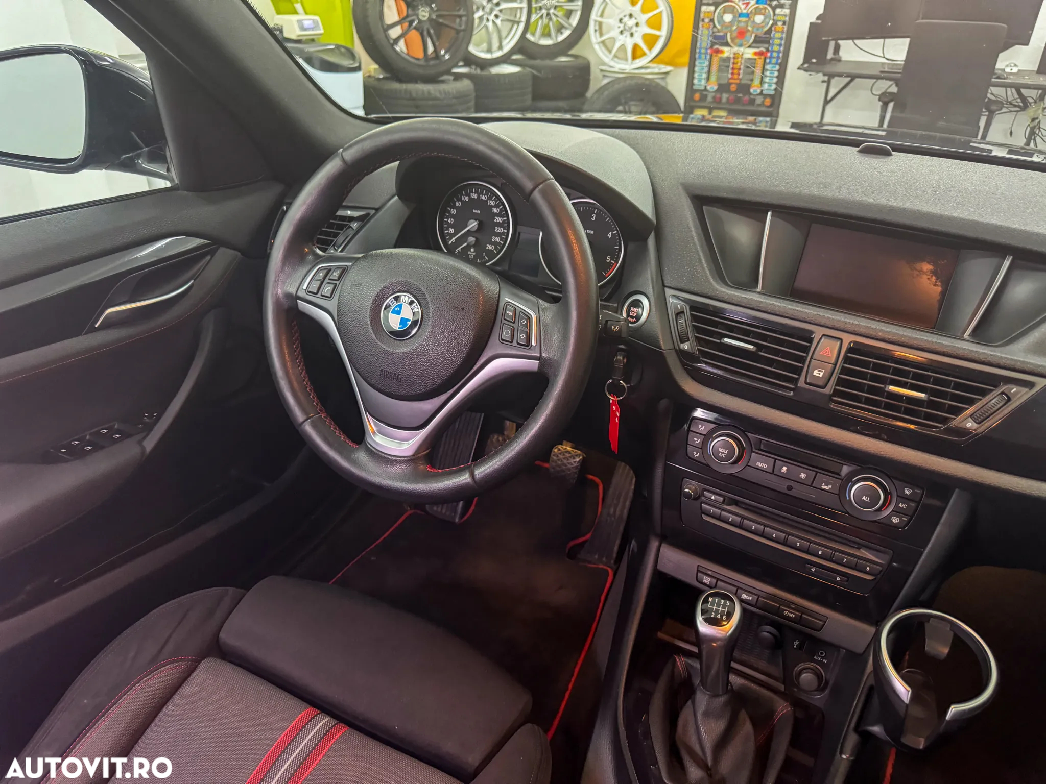 BMW X1 sDrive18d Sport Line - 15