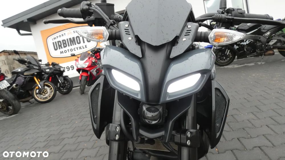 Yamaha MT - 18