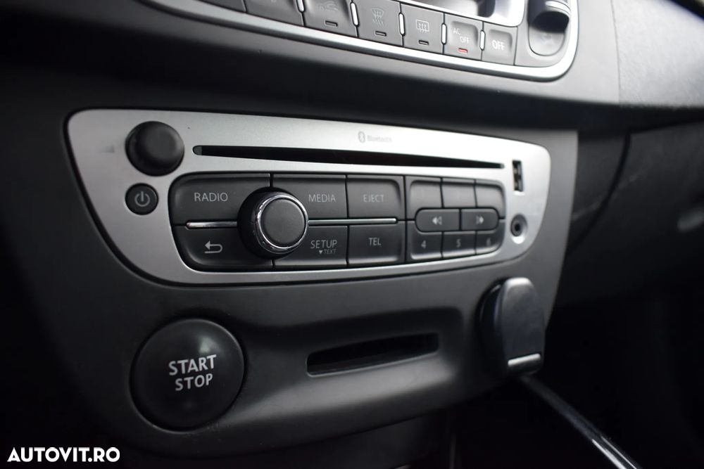 Renault Megane Grandtour ENERGY dCi 110 Start & Stopp Bose Edition - 16