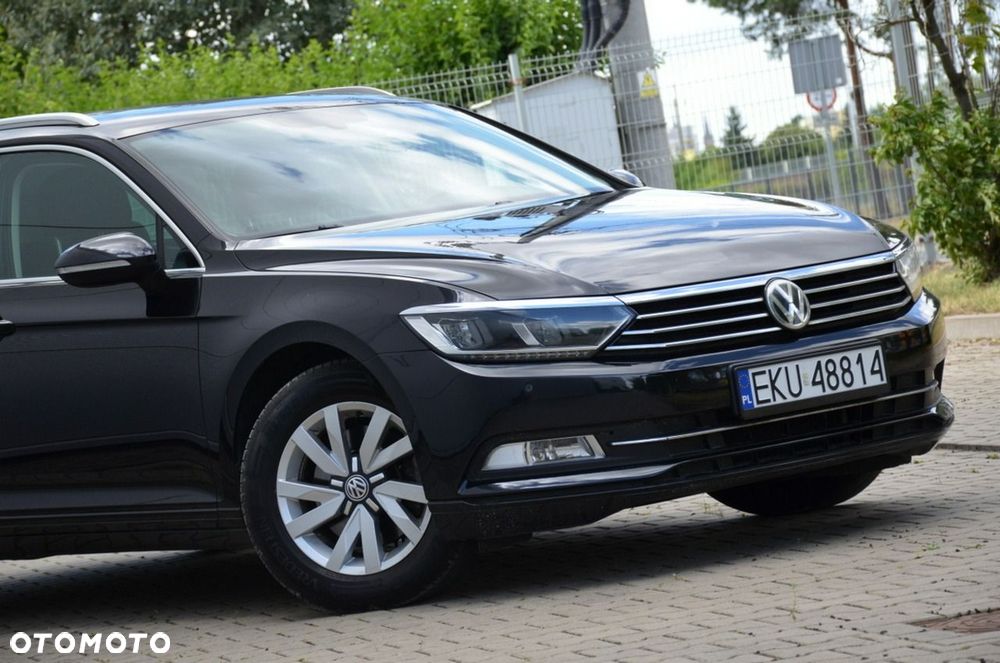 Volkswagen Passat - 17
