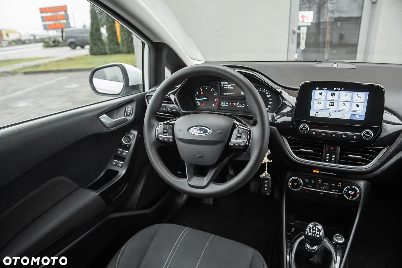 Ford Fiesta - 29