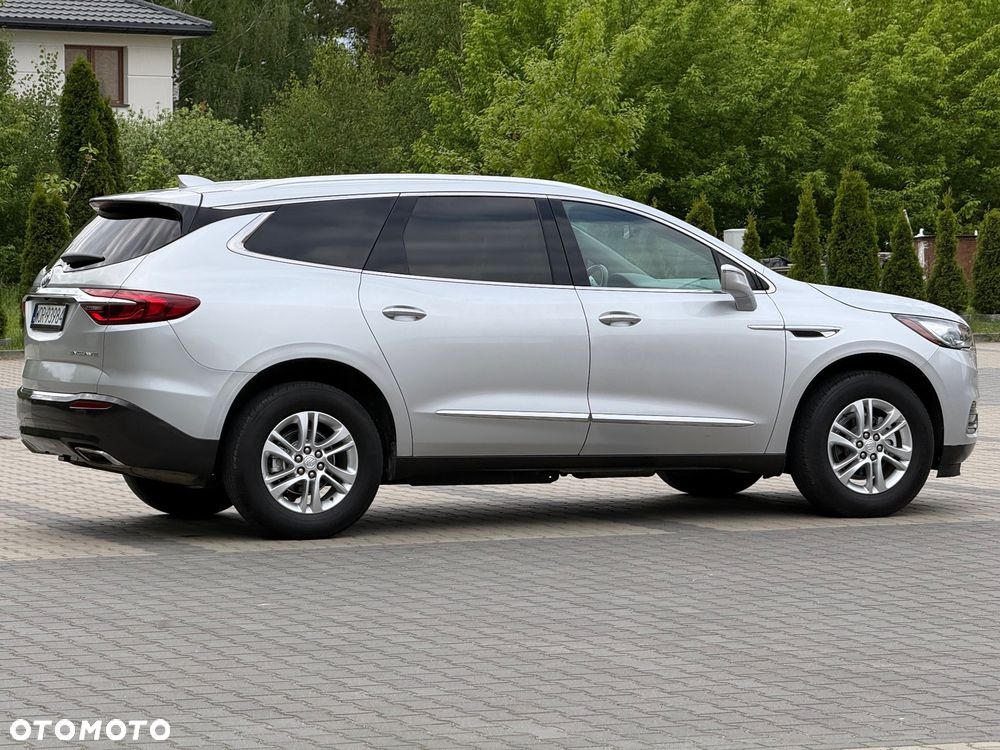 Buick Enclave - 4