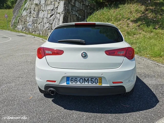 Alfa Romeo Giulietta - 6