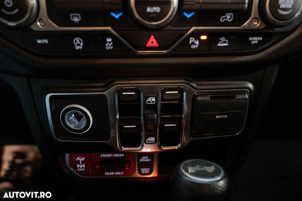 Jeep Wrangler Unlimited 2.0 T-GDI Softtop AWD Automatik Rubicon - 18