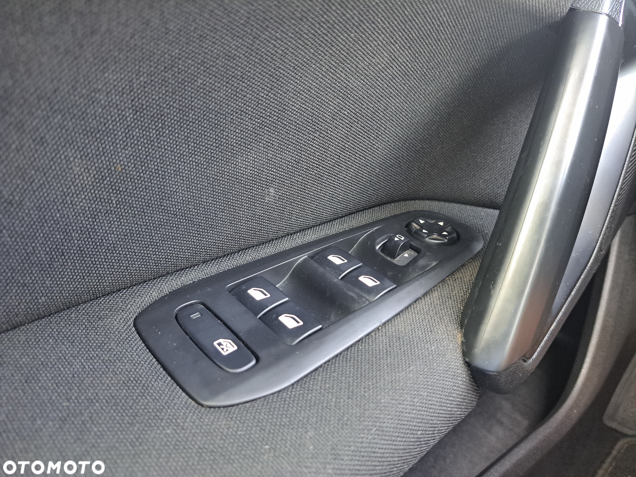 Peugeot 308 2.0 HDi Allure - 16
