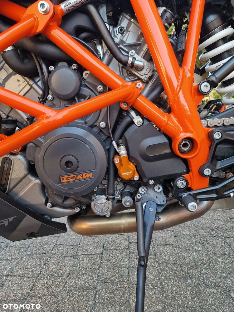 KTM Super Duke - 11