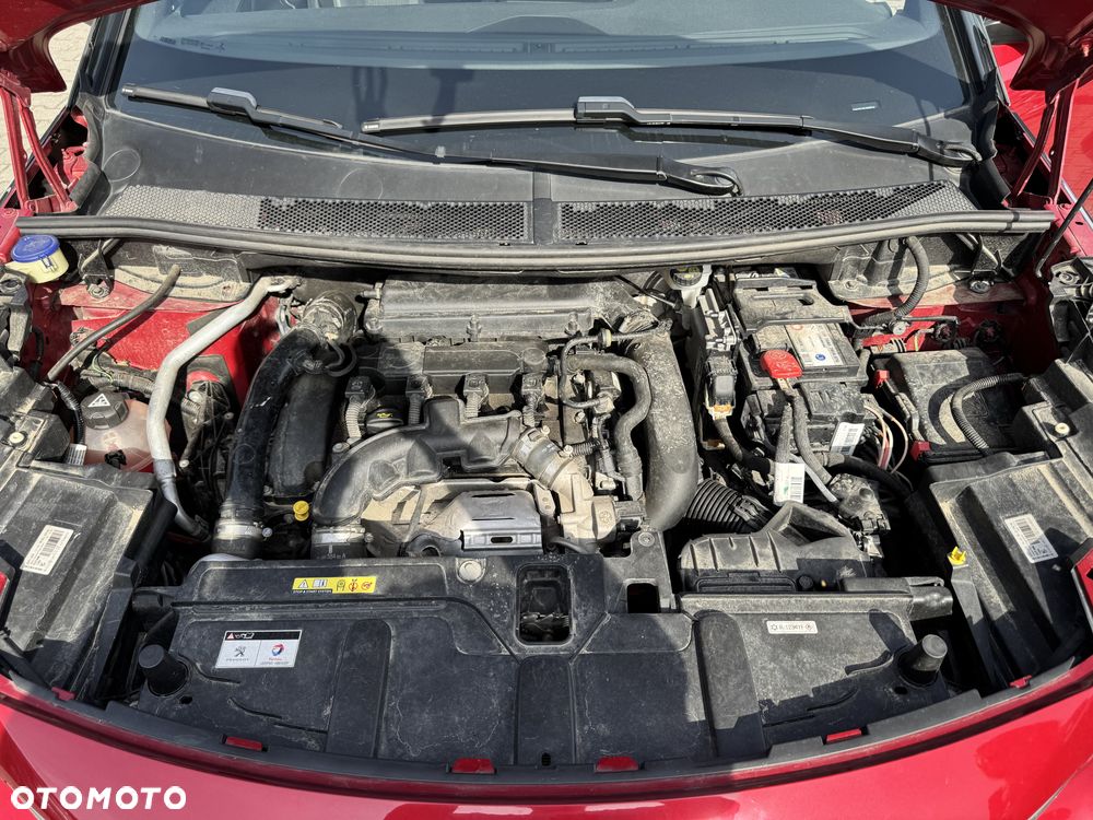 Peugeot 3008 1.6 THP Active S&S EAT6 - 11