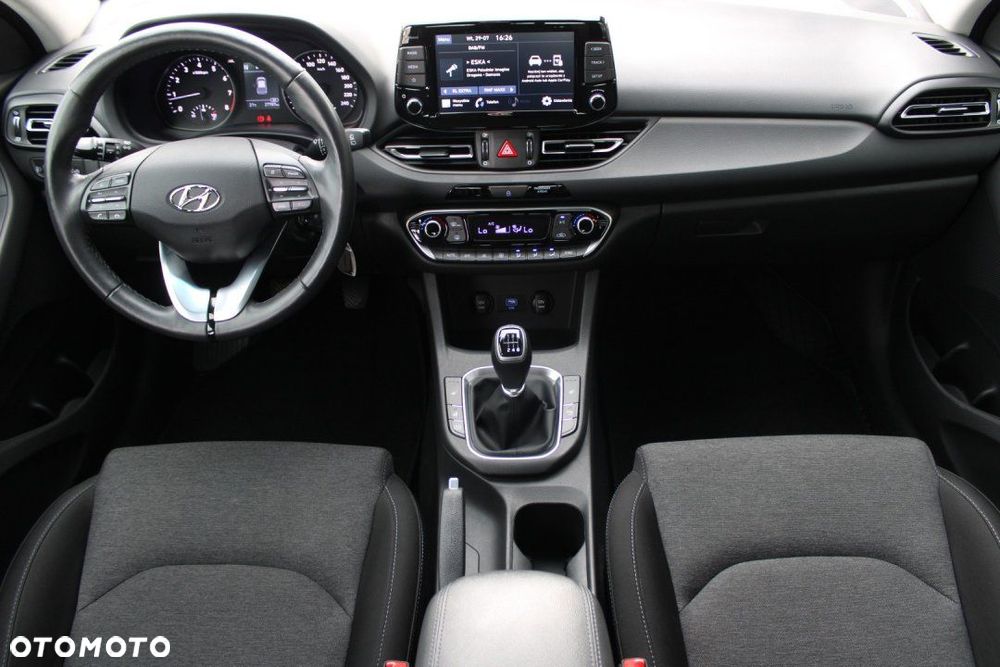 Hyundai i30 - 18