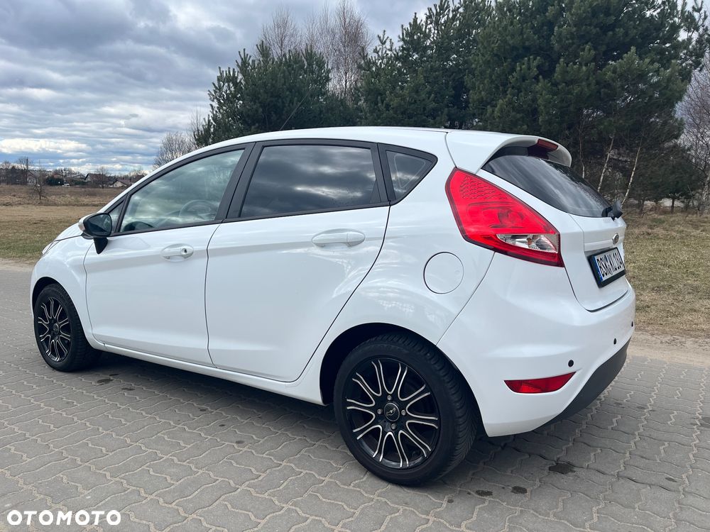 Ford Fiesta 1.25 Champions Edition - 6