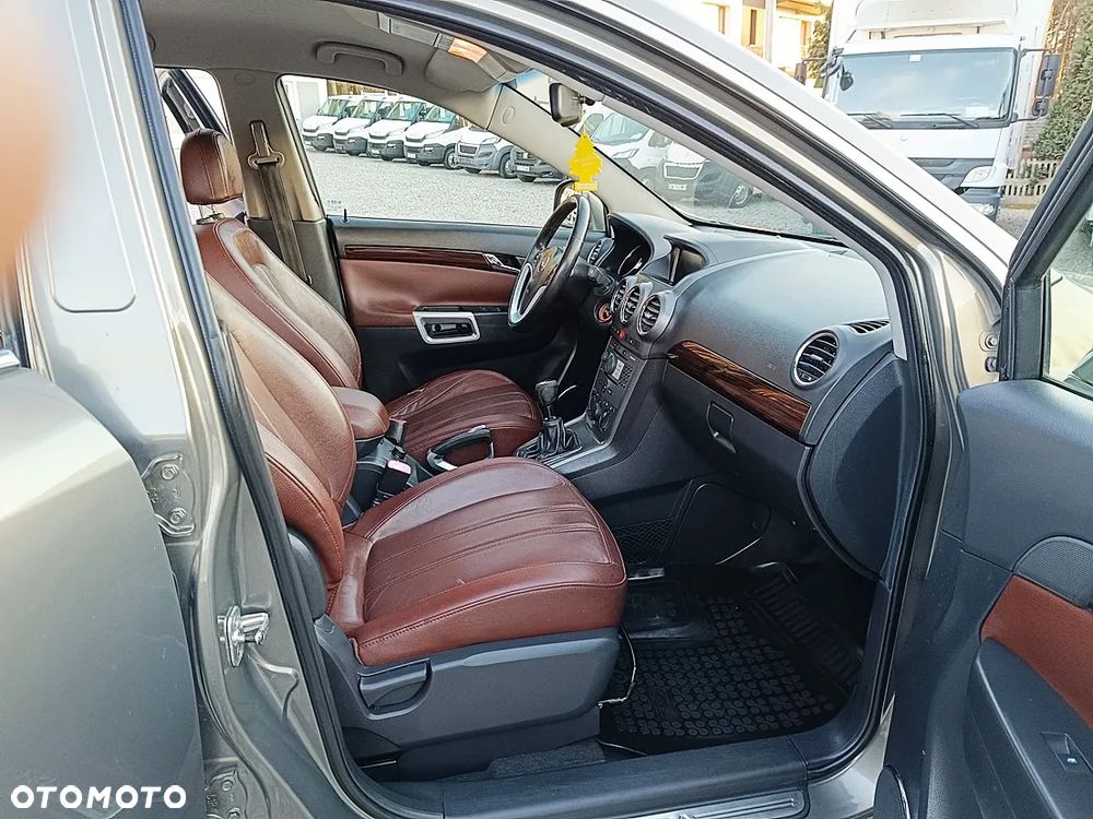 Opel Antara 2.0 CDTI Cosmo - 11