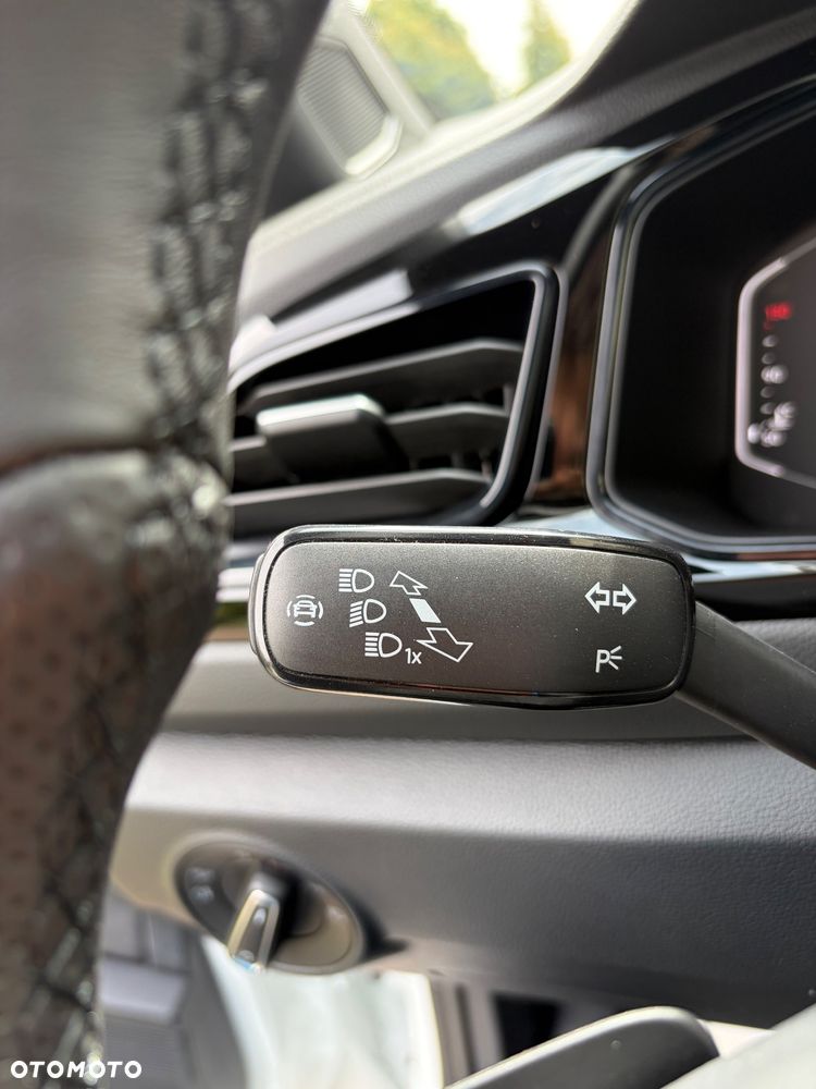 Volkswagen T-Roc 1.5 TSI R-Line DSG - 30