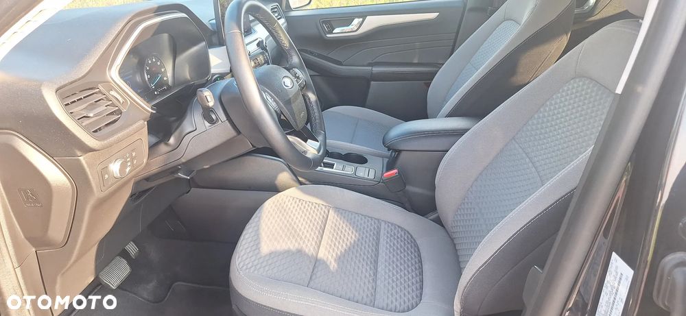 Ford Kuga - 14
