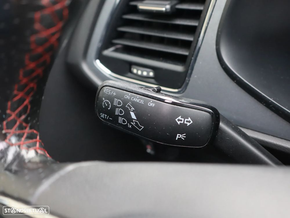 SEAT Leon SC 2.0 TDI DPF S&S DSG FR - 14