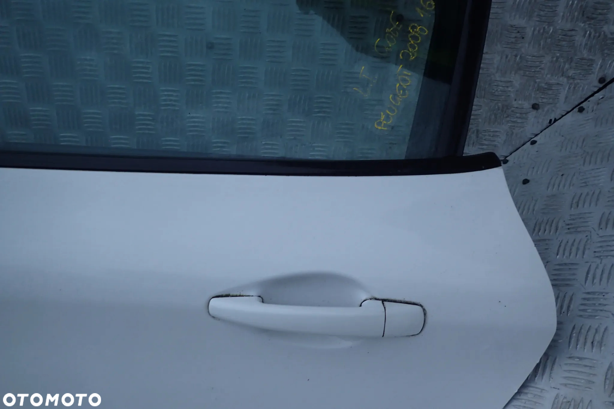 DRZWI PRAWY / LEWY TYŁ  PEUGEOT 2008 2016 ROK KOD LAKIERU EWP GOŁE - 10